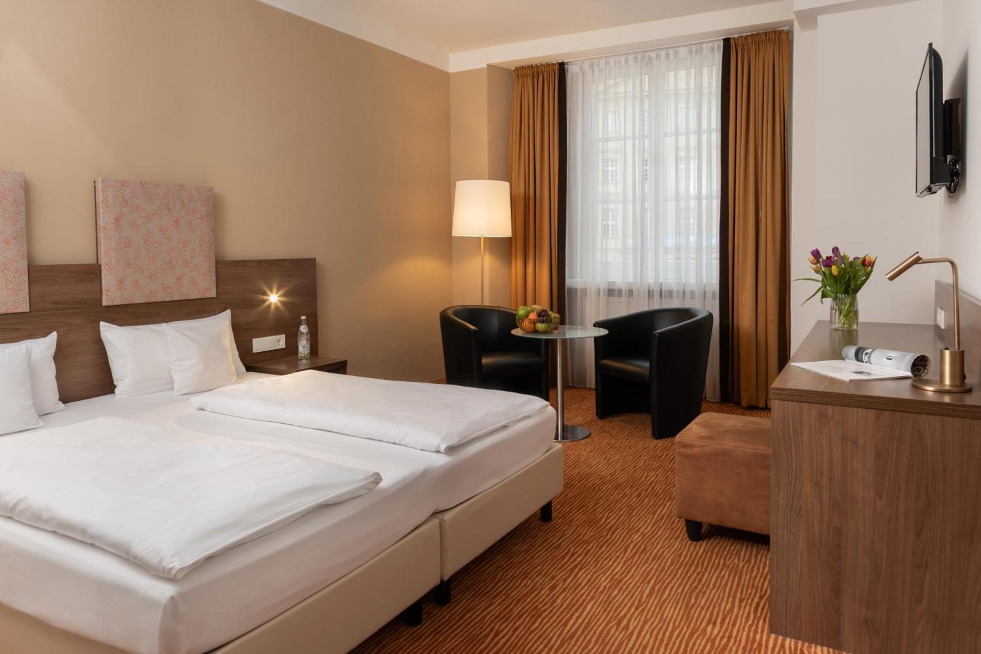 Altstadthotel Arch Hotel 4*