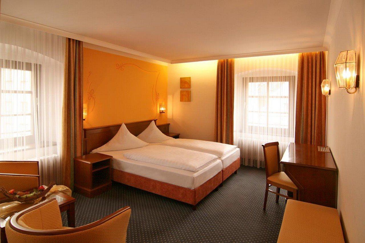 Altstadthotel Arch Hotel