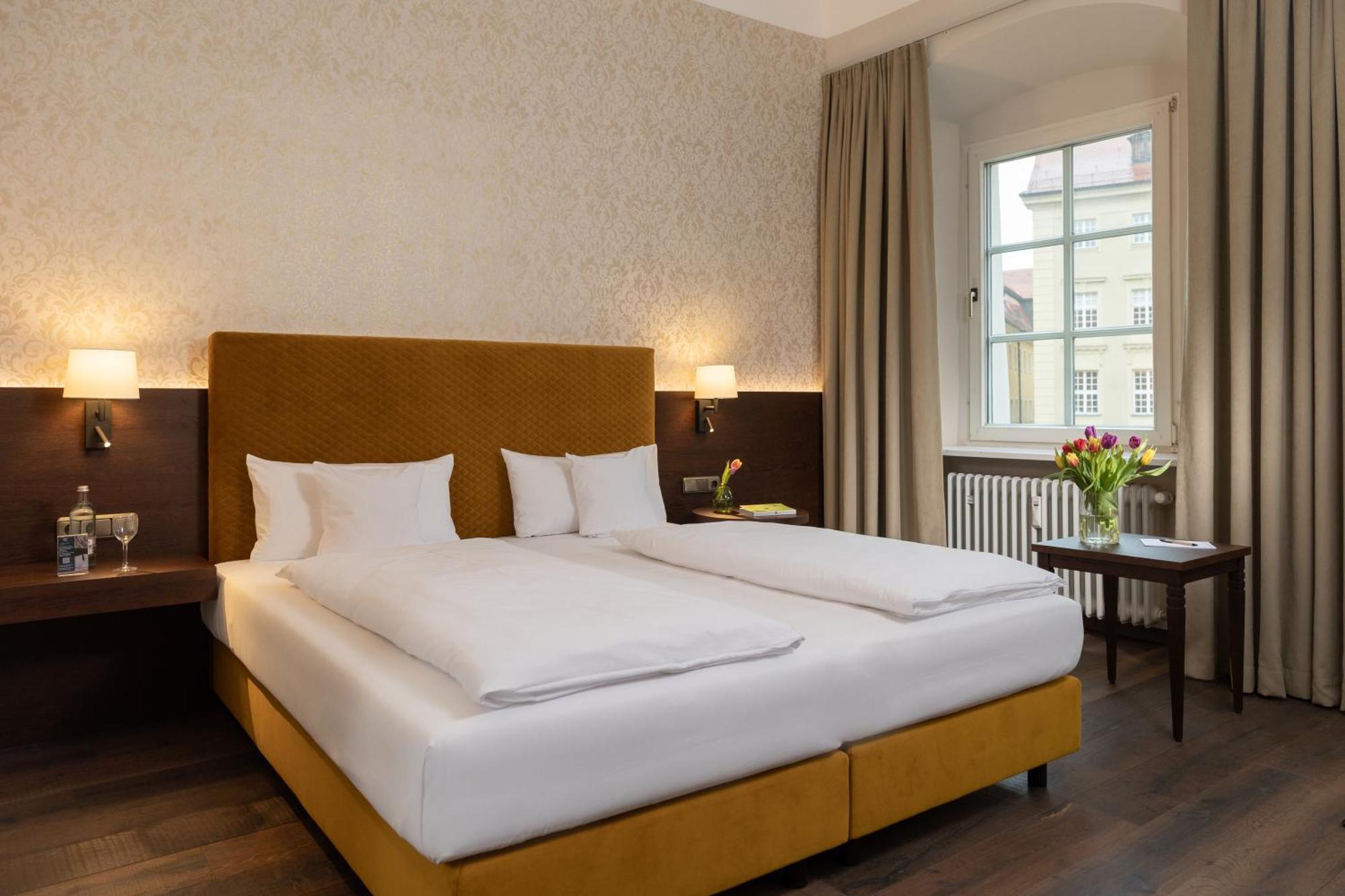 Hotel Altstadthotel Arch 4*