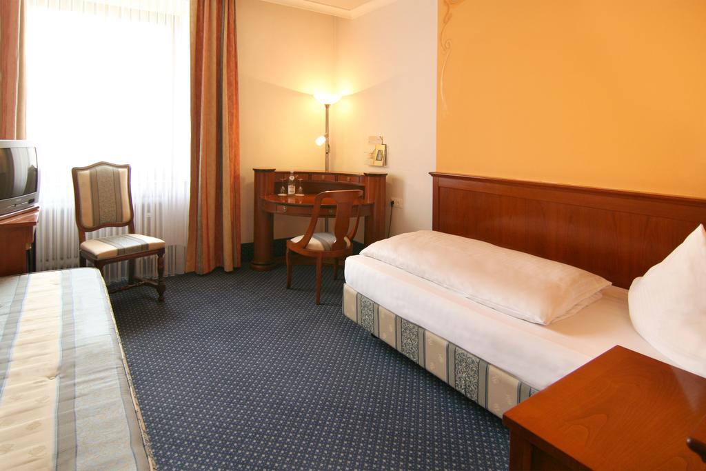 Hotel Altstadthotel Arch 4*